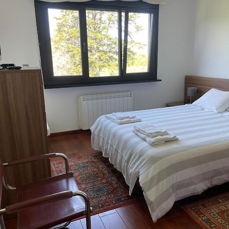 La Casa De La Ria Villa Collera Kültér fotó